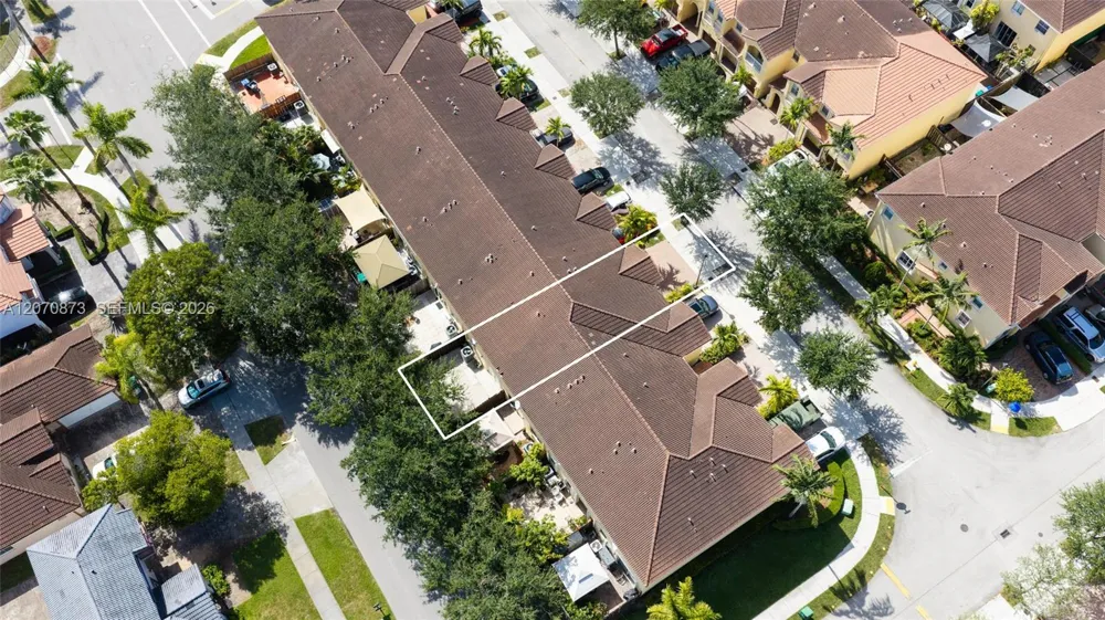 14946 SW 9th Way Miami, FL 33194
