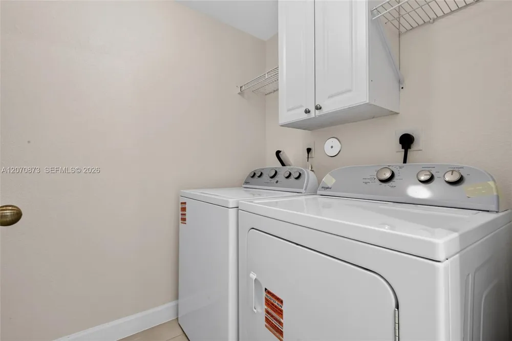 14946 SW 9th Way Miami, FL 33194