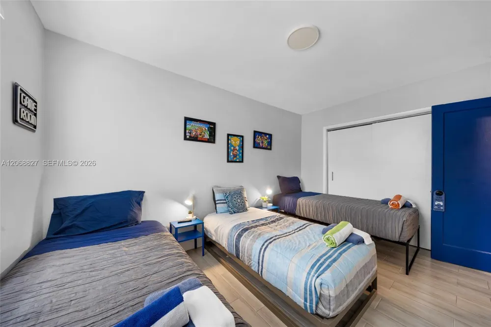 817 SW 12th St Fort Lauderdale, FL 33315