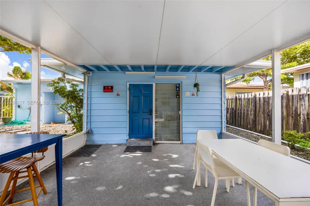 817 SW 12th St Fort Lauderdale, FL 33315