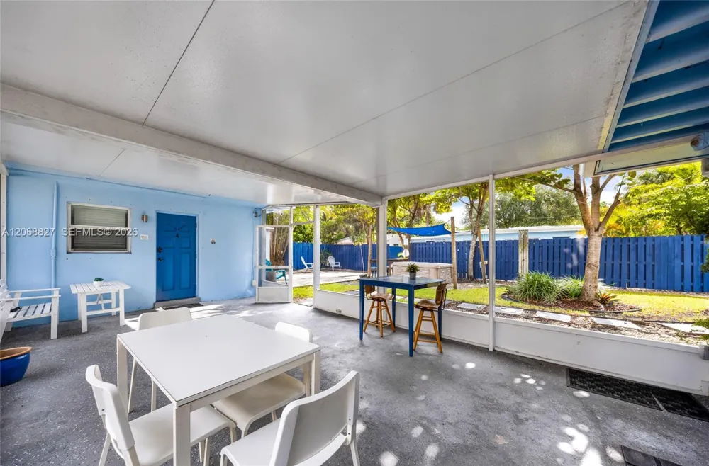817 SW 12th St Fort Lauderdale, FL 33315