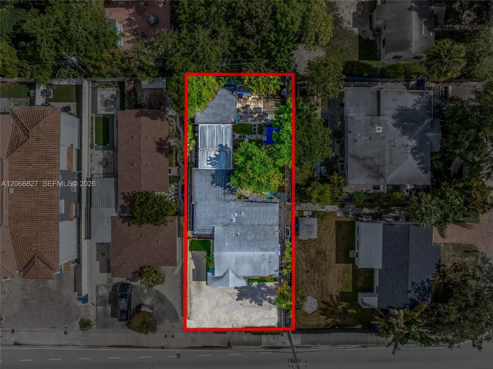 817 SW 12th St Fort Lauderdale, FL 33315