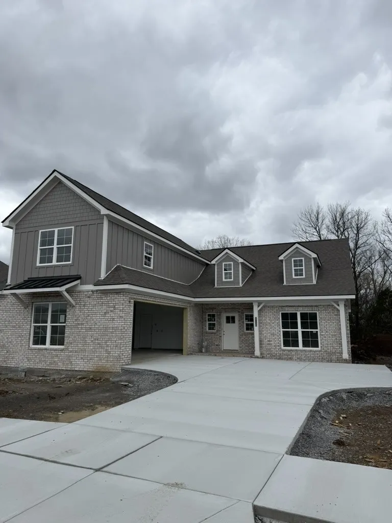 6708 Bonnafair Drive Hermitage, TN 37076