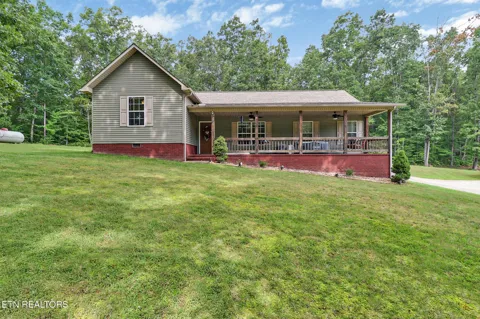 552 Robs Rd