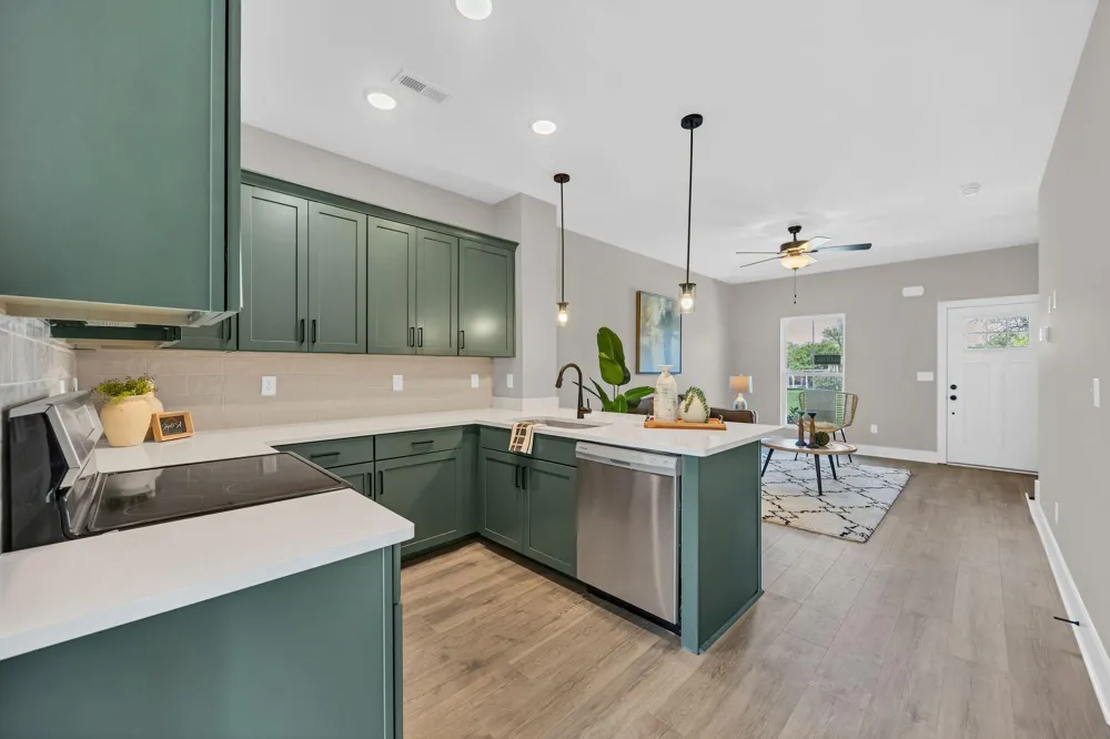 2429 E 17th Street Chattanooga, TN 37404