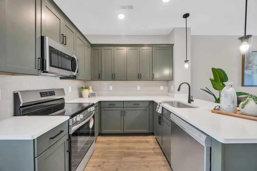 2429 E 17th Street Chattanooga, TN 37404