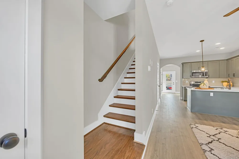 2429 E 17th Street Chattanooga, TN 37404
