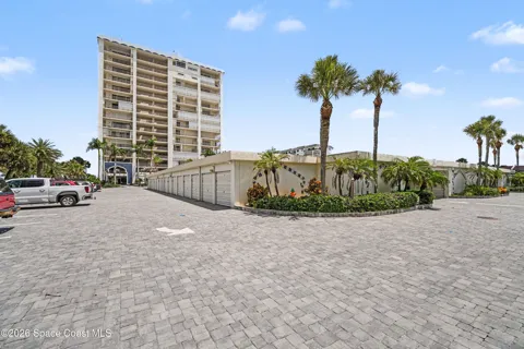 750 Atlantic Avenue #1102