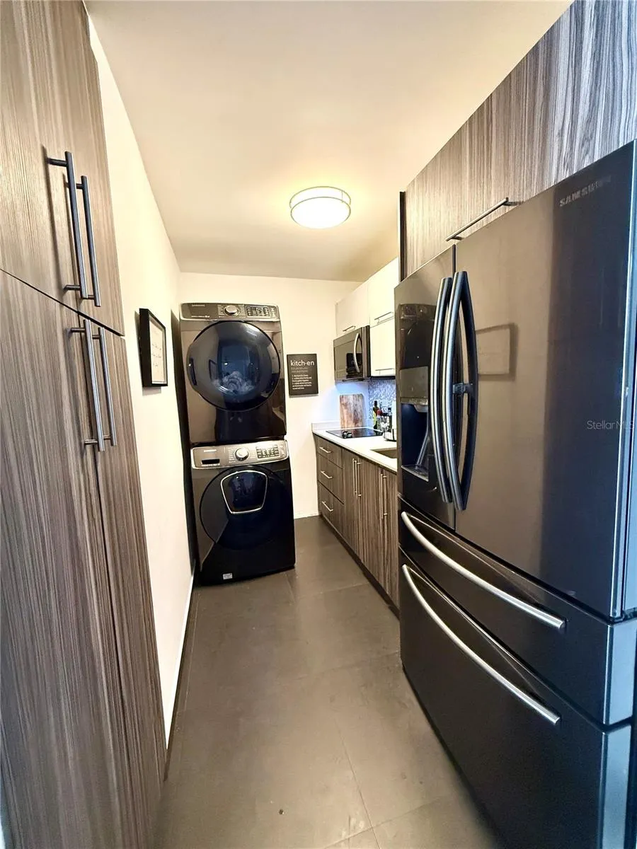 253 CALLE CANALS #305 San Juan, PR 00907