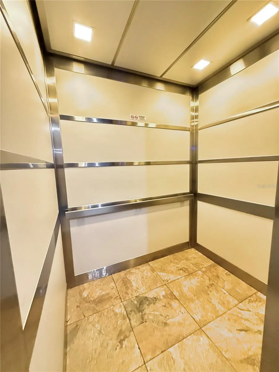 253 CALLE CANALS #305 San Juan, PR 00907