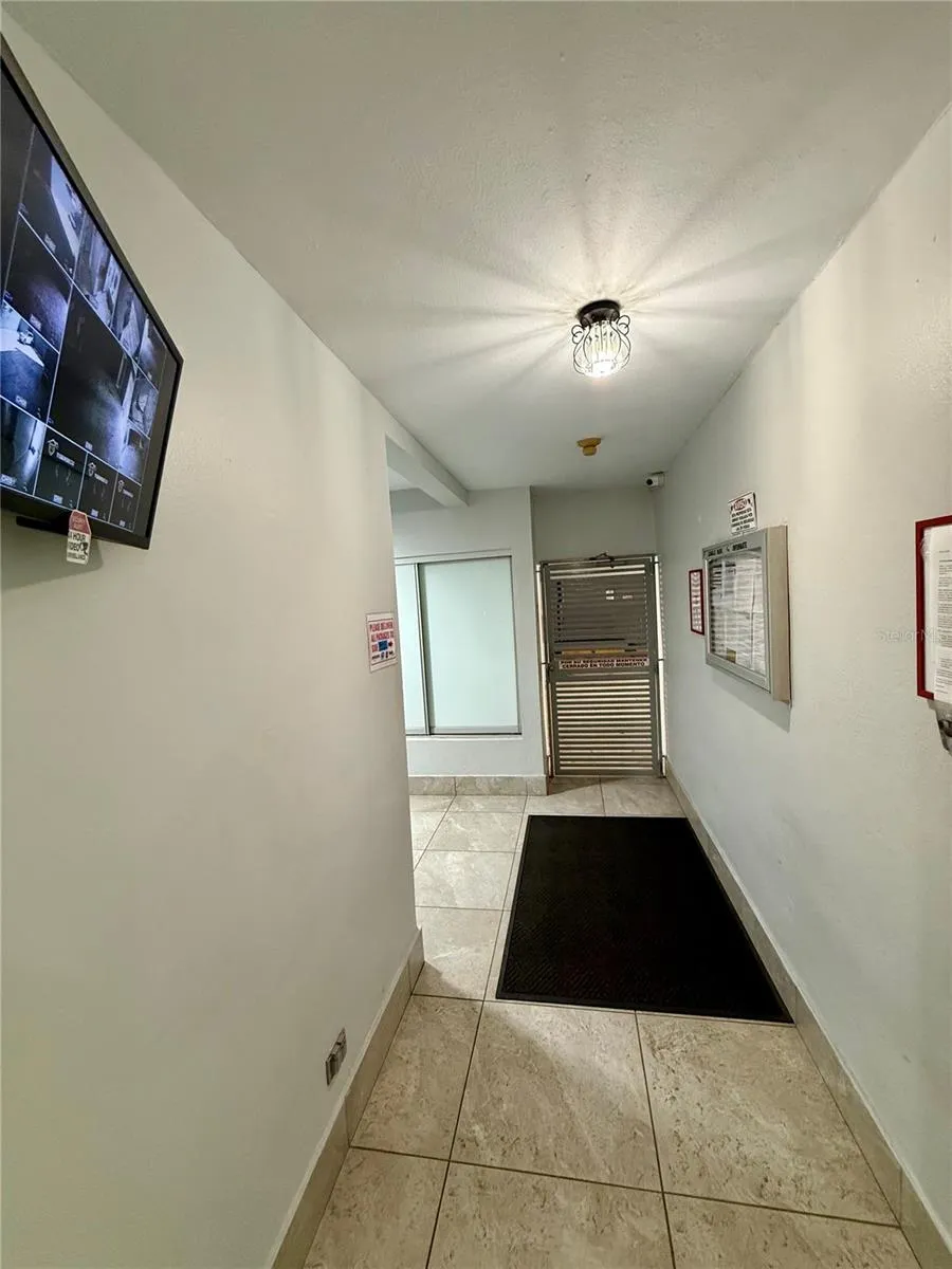 253 CALLE CANALS #305 San Juan, PR 00907
