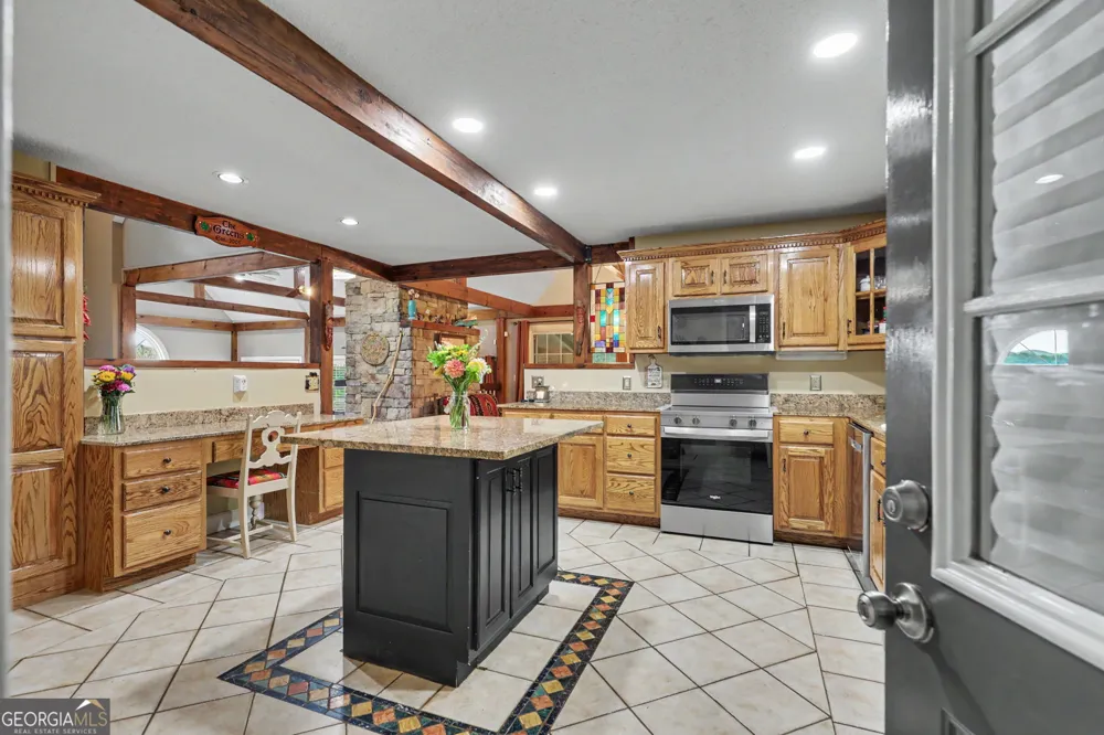 171 Bell Colony RD Dillard, GA 30537