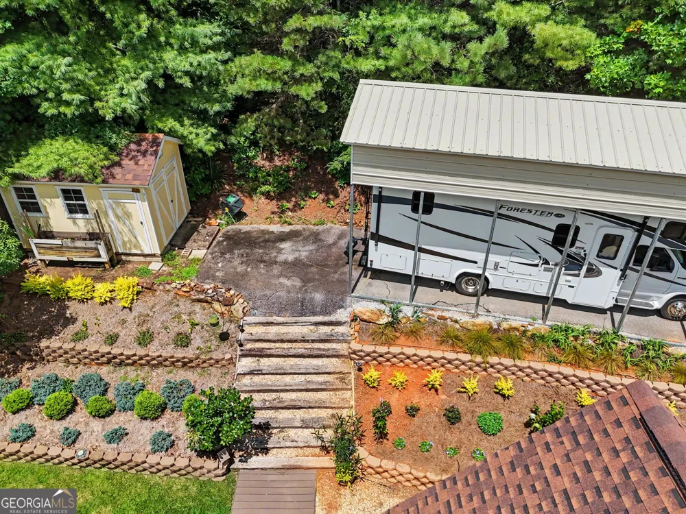 171 Bell Colony RD Dillard, GA 30537