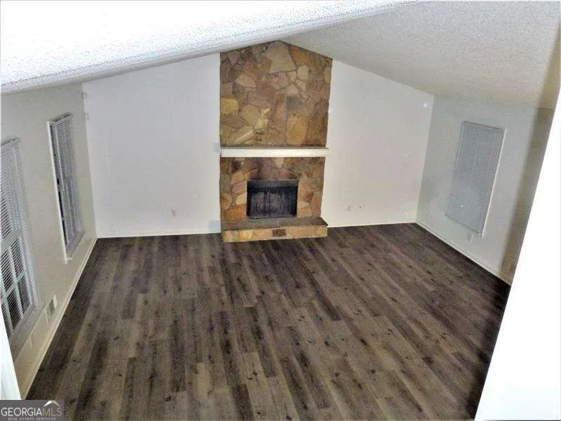 382 Cross Creek PL Auburn, GA 30011