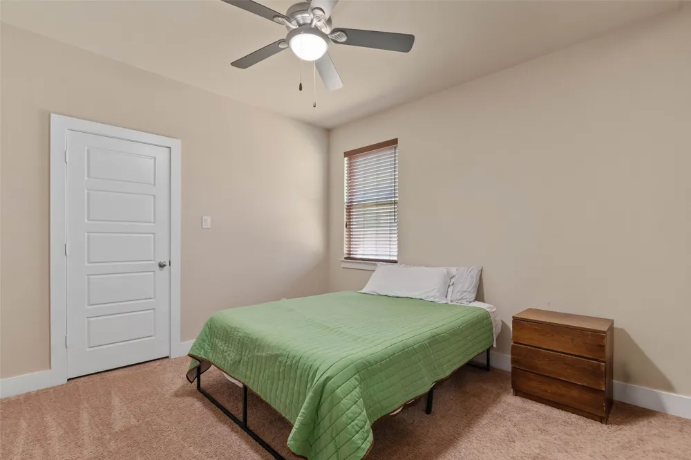 10 Pleasant Valley Sanger, TX 76266