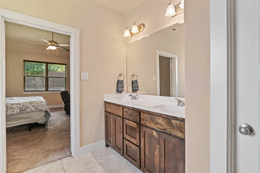 10 Pleasant Valley Sanger, TX 76266