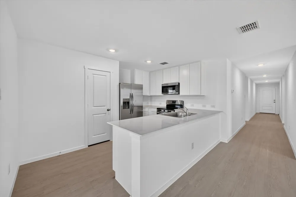 624 W Criner Street Grandview, TX 76050