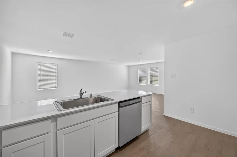 624 W Criner Street Grandview, TX 76050
