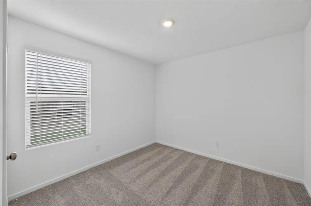 624 W Criner Street Grandview, TX 76050