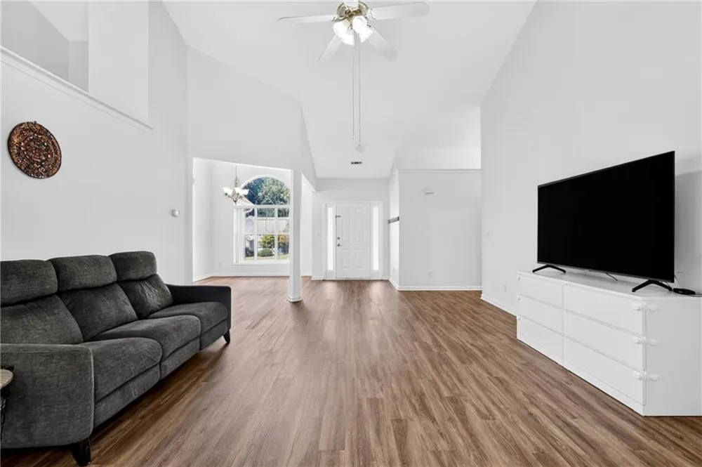 1142 Autumn Glen Way Dacula, GA 30019