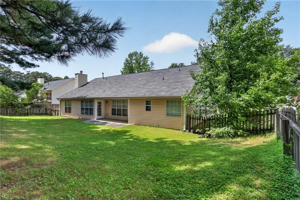 1142 Autumn Glen Way Dacula, GA 30019