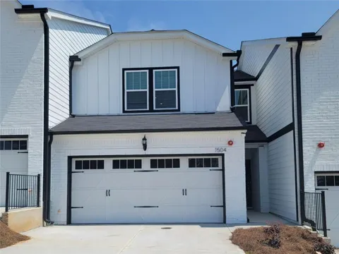 1504 Purple Coneflower Avenue SE