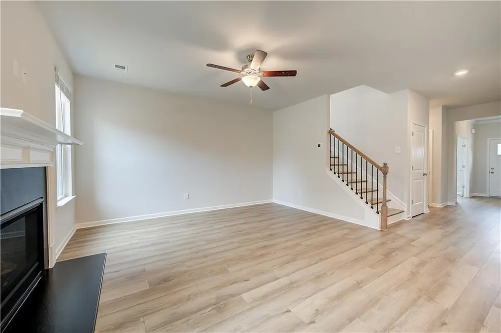 183 Dalston Cove Stockbridge, GA 30281