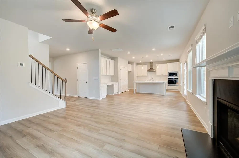 183 Dalston Cove Stockbridge, GA 30281