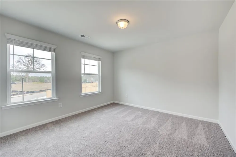 183 Dalston Cove Stockbridge, GA 30281