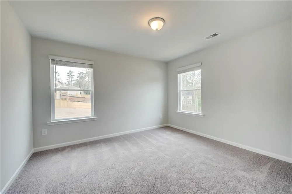 183 Dalston Cove Stockbridge, GA 30281