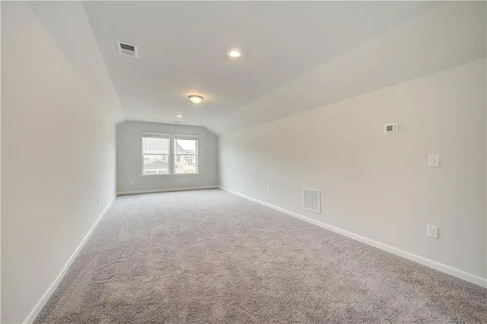 183 Dalston Cove Stockbridge, GA 30281