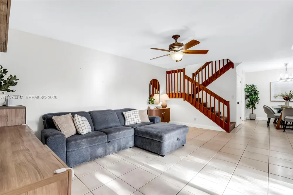 804 SW 119th Way #804 Davie, FL 33325