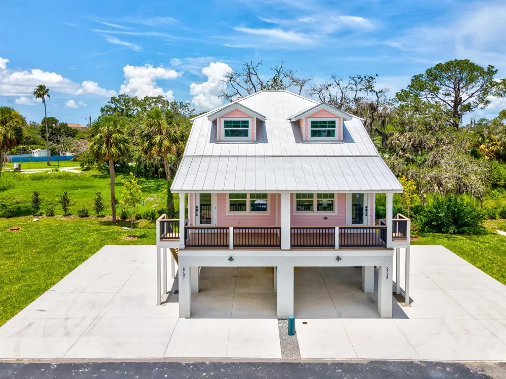 6707 WANDER LANE New Port Richey, FL 34652