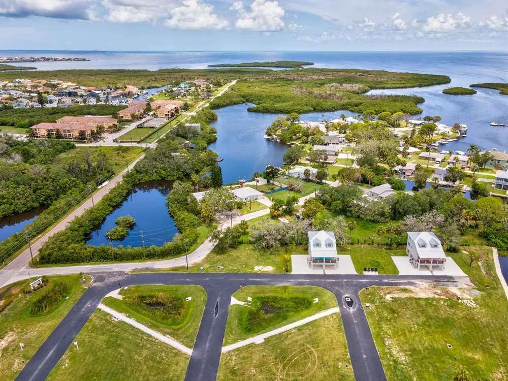 6707 WANDER LANE New Port Richey, FL 34652