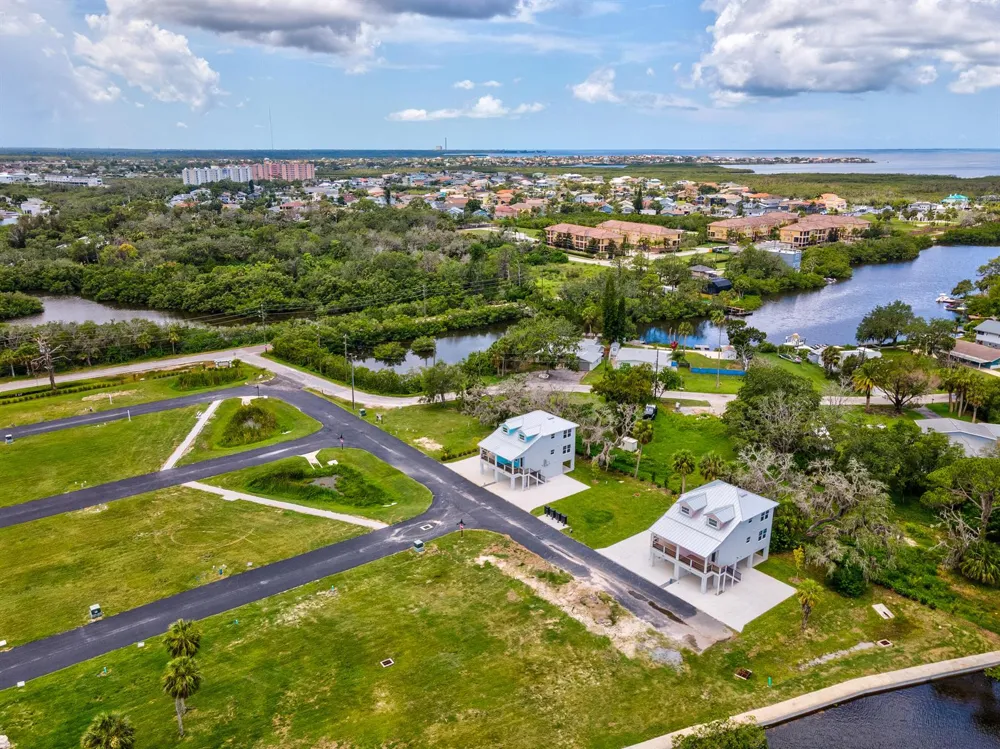 6707 WANDER LANE New Port Richey, FL 34652