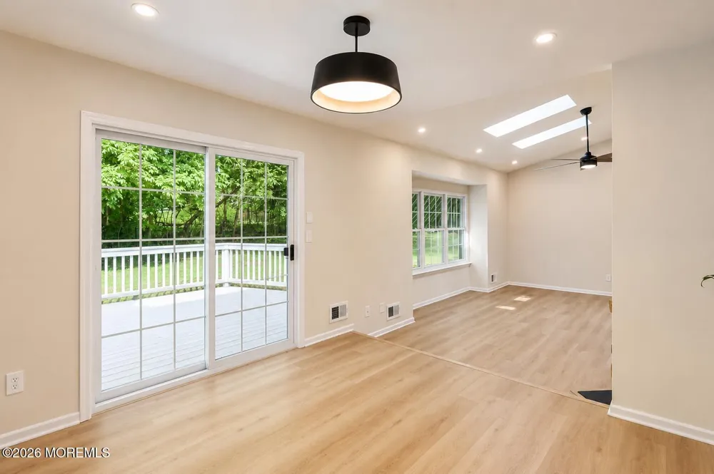 99 Oak Lane Eatontown, NJ 07724