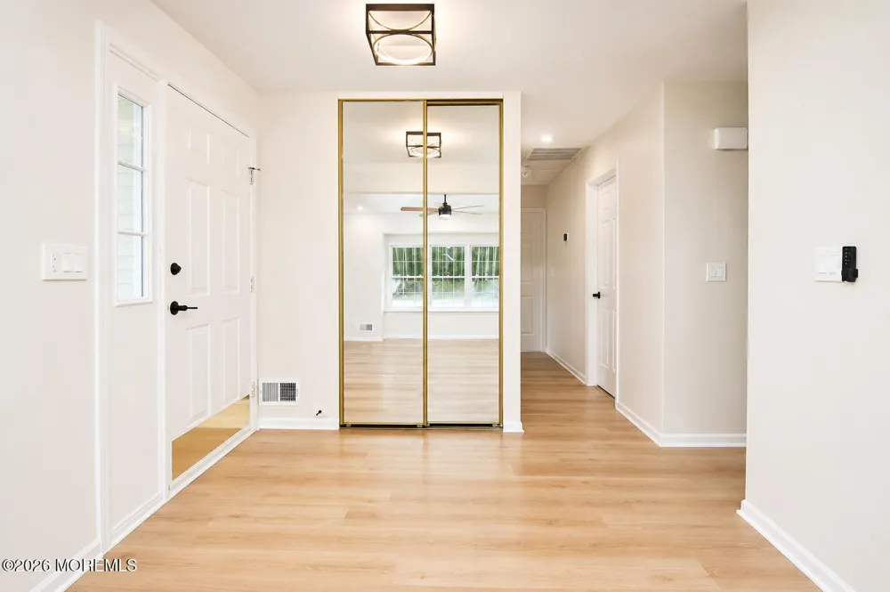 99 Oak Lane Eatontown, NJ 07724