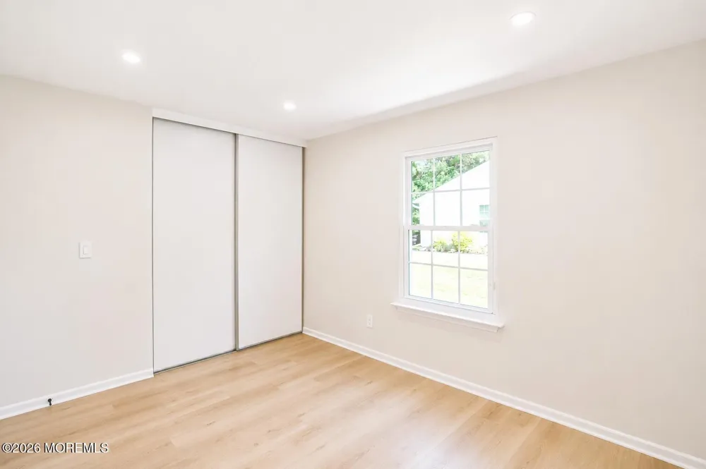 99 Oak Lane Eatontown, NJ 07724
