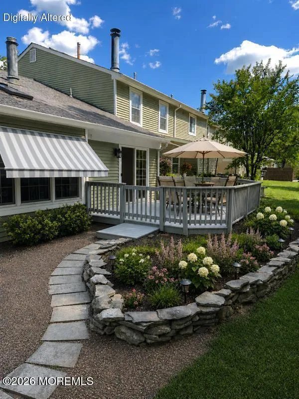 99 Oak Lane Eatontown, NJ 07724