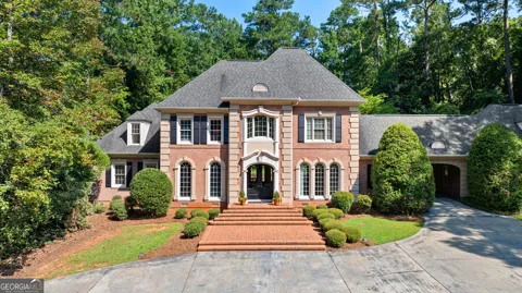 104 Clubview DR