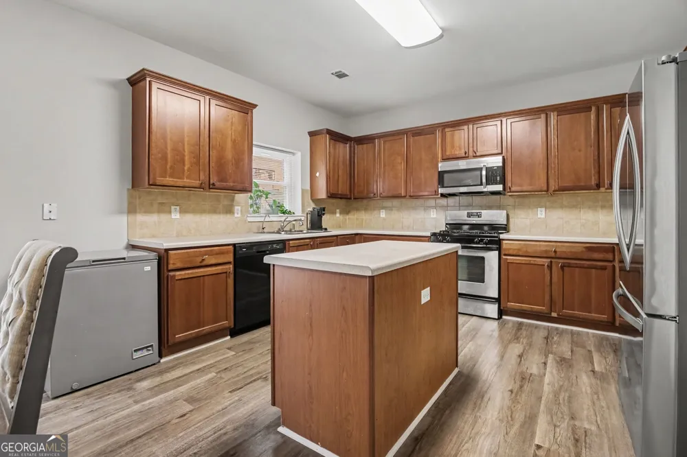 7392 Poppy WAY Union City, GA 30291