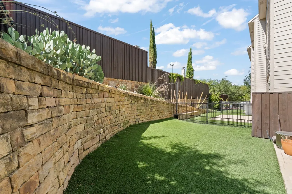 6757 Lost Star Lane Fort Worth, TX 76132