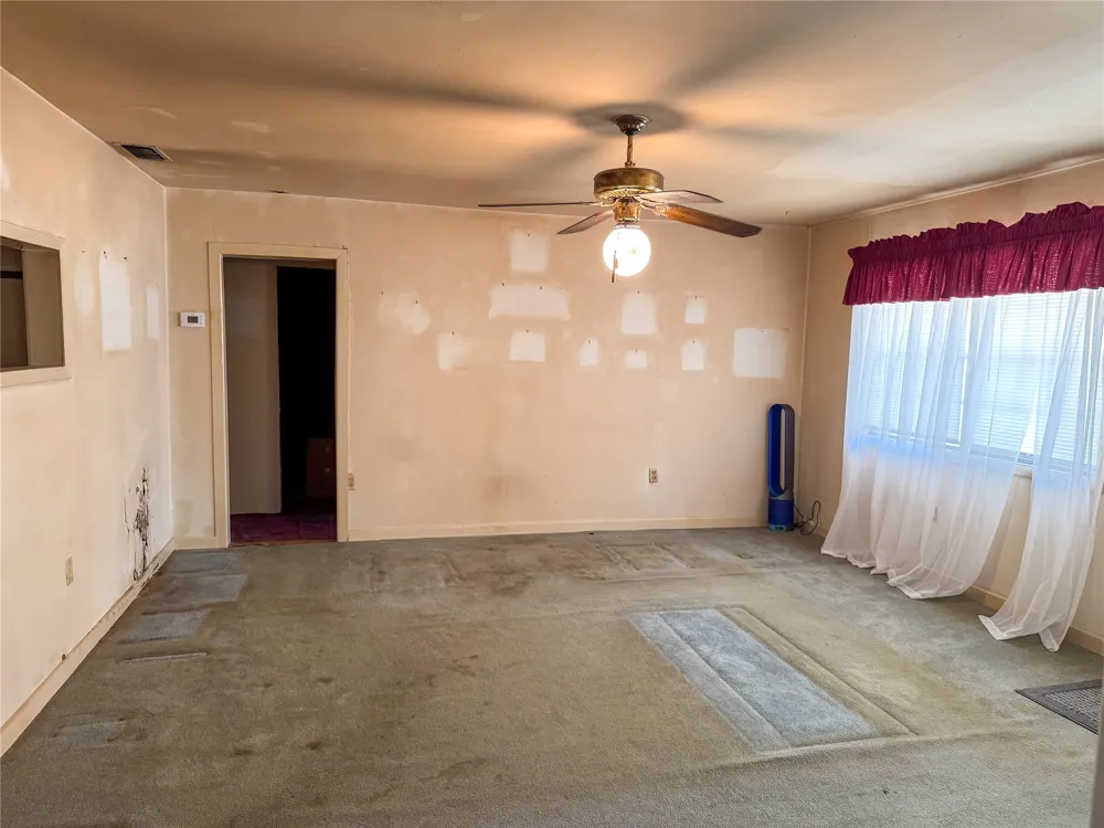 504 S Hall Street Montague, TX 76251