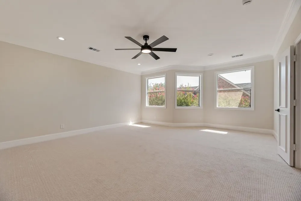 5842 Coolwater Cove Dallas, TX 75252