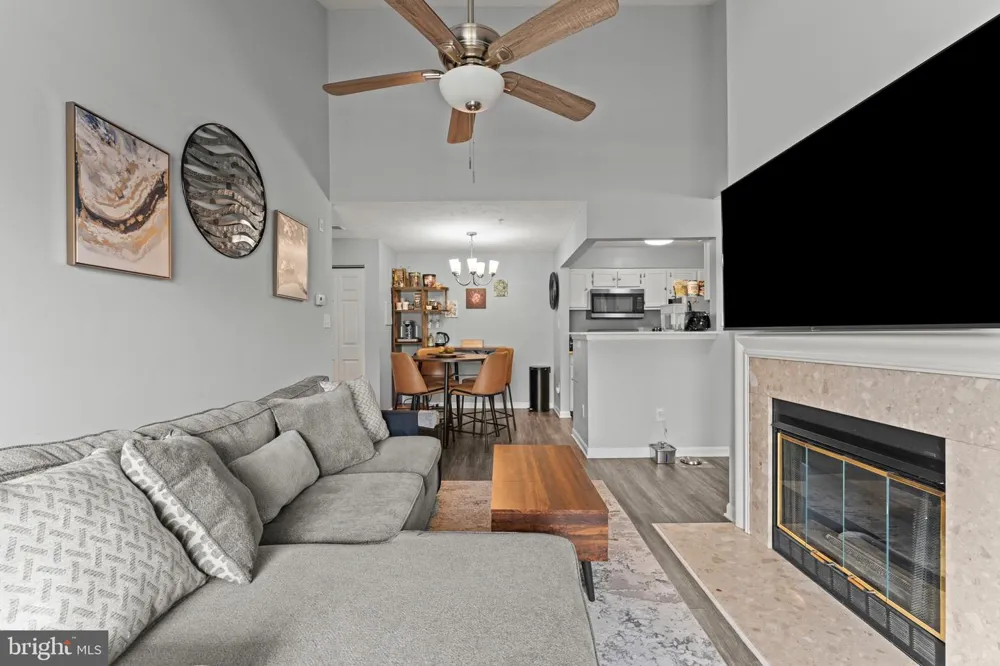 8951 TOWN CENTER CIRCLE #3-303 Upper Marlboro, MD 20774