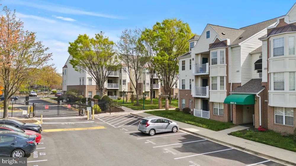 8951 TOWN CENTER CIRCLE #3-303 Upper Marlboro, MD 20774