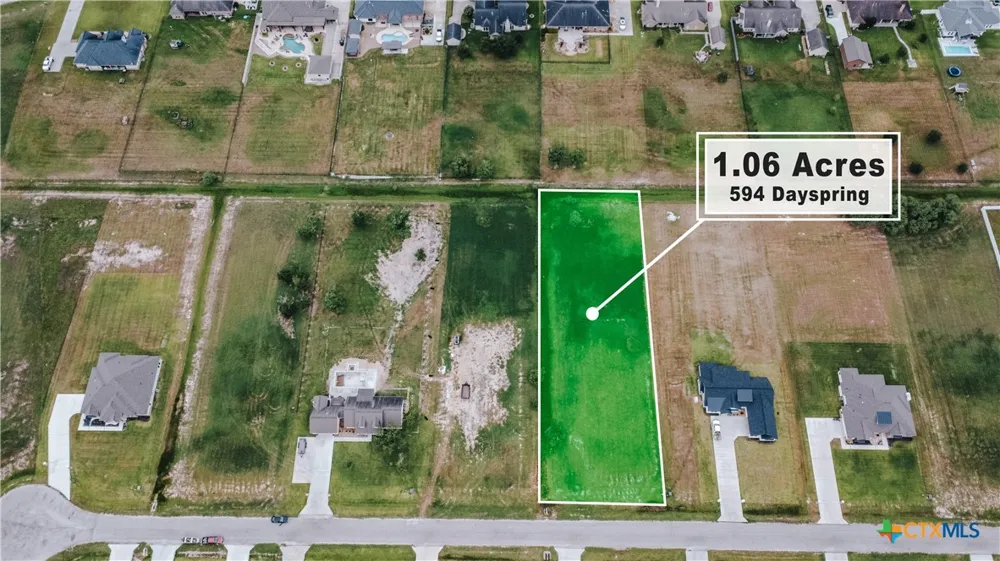 594 Dayspring Victoria, TX 77904
