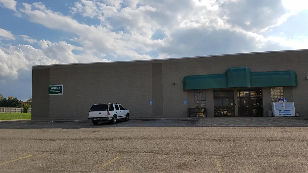 5219 Corunna Road Flint, MI 48532