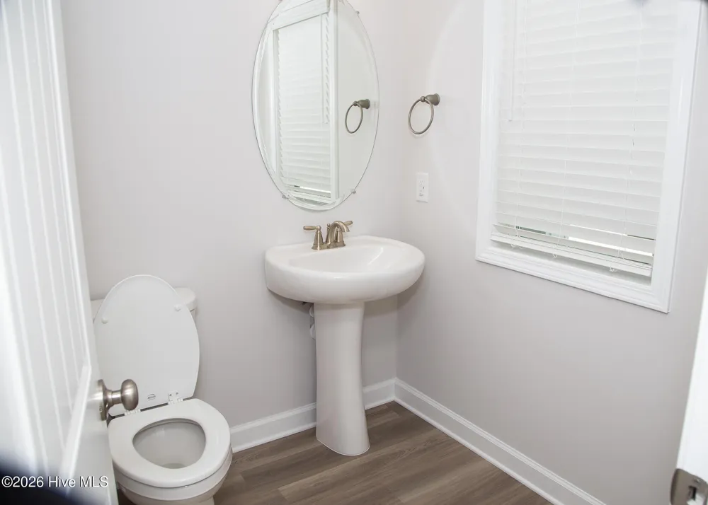 1809 Live Oak Street #225 Beaufort, NC 28516