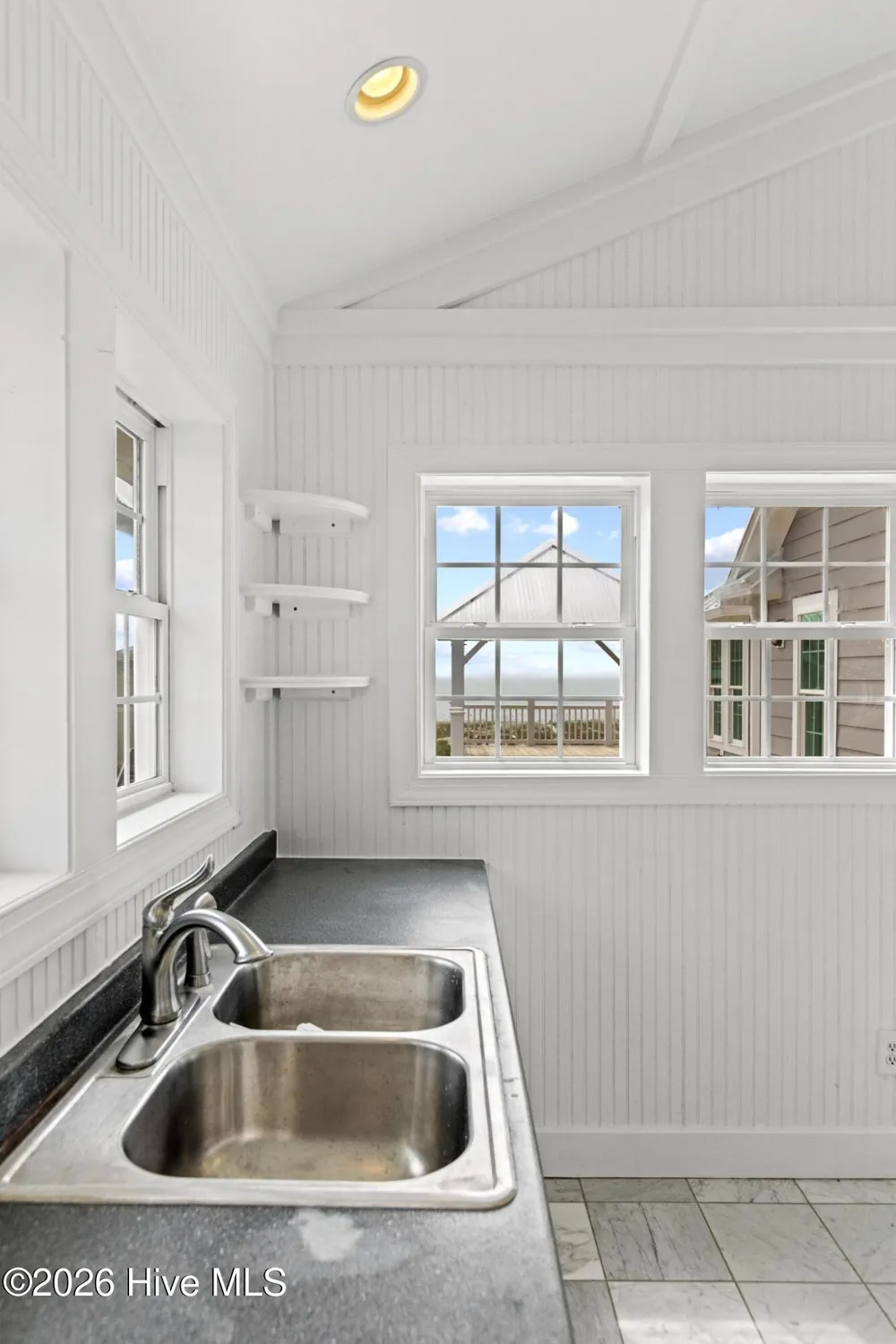 9813 Sandy Court Emerald Isle, NC 28594